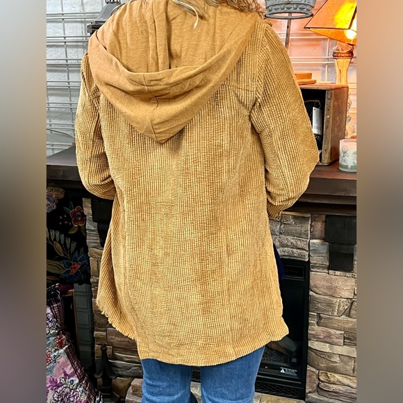 Corduroy Shacket - Picture 5 of 8